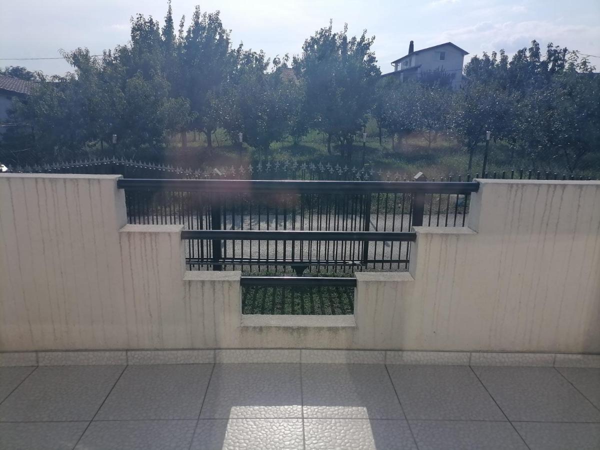 Airport Apartment Surčin Εξωτερικό φωτογραφία